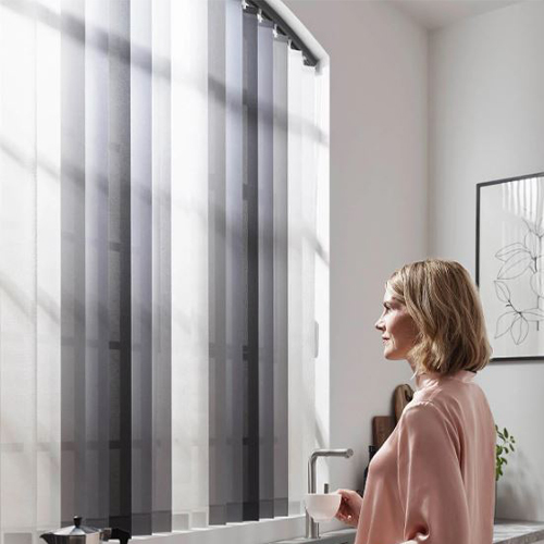 curtains (11) پرده وردیکال