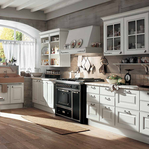 Classic_ kitchen (1) کابینت سفید
