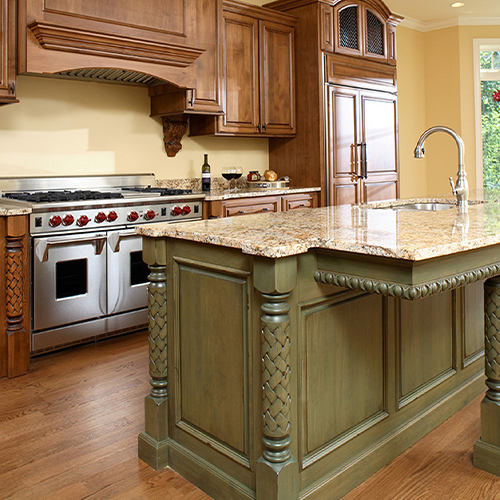 Classic_ kitchen (11) جزیره آشپزخانه